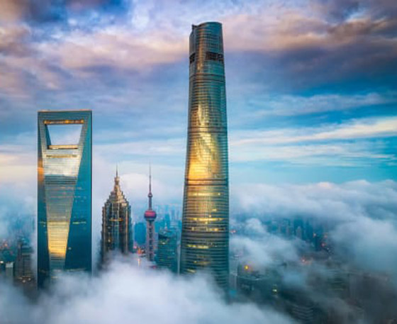 ليس مجرد ملكية راقية أخرى.. افتتاح أعلى فندق في العالم في الصين صورة رقم 1