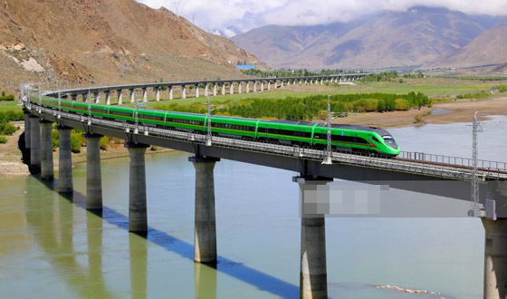 الصين تطلق قطار (سقف العالم) فائق السرعة.. يمر من جميع المقاطعات الصينية صورة رقم 3