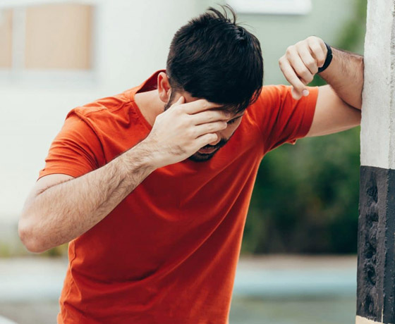تشعر بالدوار عند السير بسرعة أو أثناء نزول الدرج؟ إليك الأسباب والعلاج صورة رقم 5 تشعر بالدوار عند السير بسرعة أو أثناء نزول الدرج؟ إليك الأسباب والعلاج صورة رقم 5
