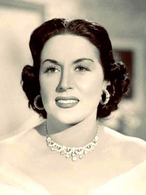 فيديو أشهر اغاني الحج: يا رايحين للنبي الغالي والقلب يعشق كل جميل صورة رقم 3