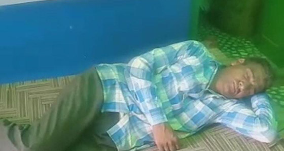 حالة مرضية نادرة تجبر رجلا هنديا على النوم 3 أسابيع كل شهر! صورة رقم 2