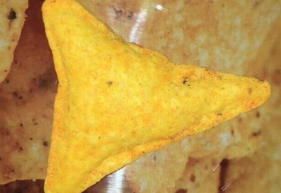 حبة دوريتوس غريبة تشعل الإنترنت وتلقى عرضا ببيعها بـ100 ألف دولار صورة رقم 6