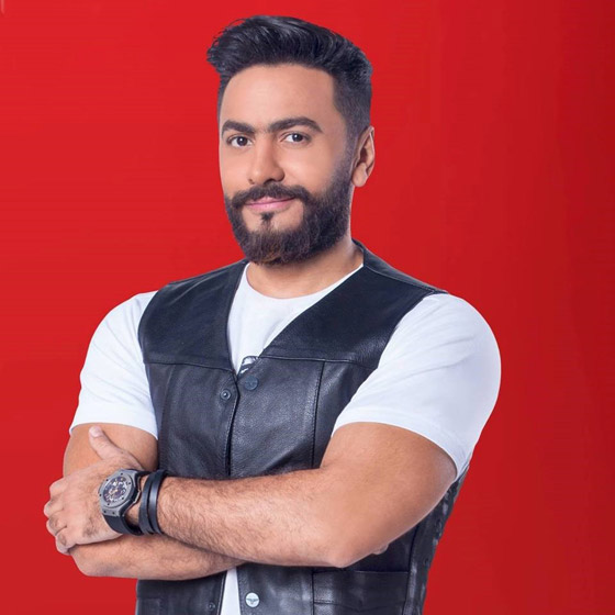 نجوم رجال خضعوا لعملية تجميل 