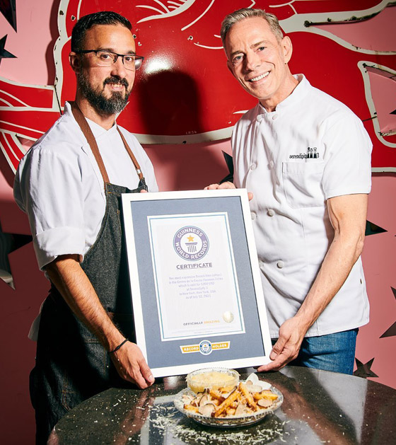 أغلى طبق بطاطس مقلية في العالم.. مضاف إليه غبار الذهب! صور صورة رقم 12