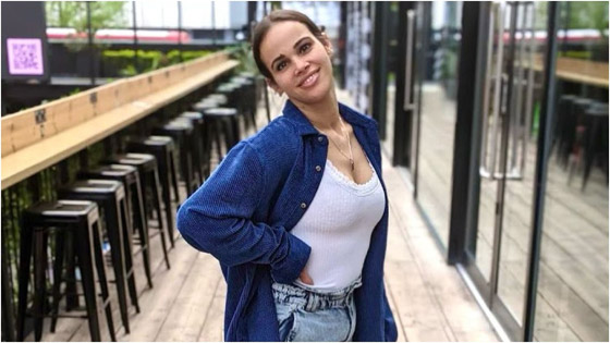 نور عمرو دياب تظهر للمرة الأولى مع خطيبها وهما يتناولان الغداء صورة رقم 10