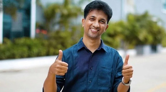 يتحول إلى مليونير بفضل تشجيع معلمه في المدرسة صورة رقم 1