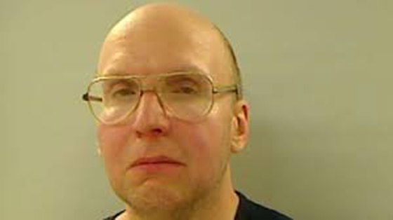 كريستوفر نايت.. الرجل الذي ظل صامتا 27 عاما صورة رقم 1