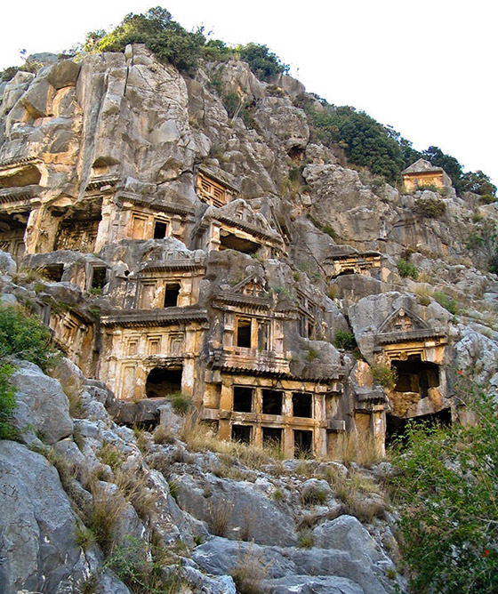 ستشعر أنك مراقب.. ألق نظرة داخل مدينة الموتى (مقبرة ميرا) في تركيا! صورة رقم 4