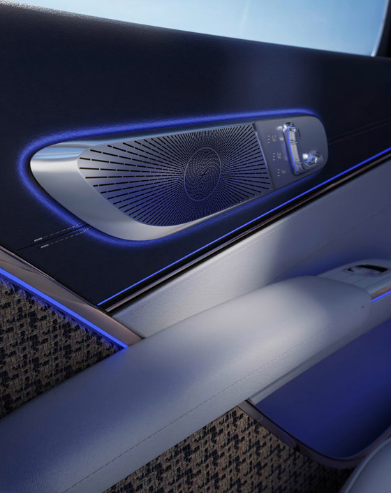 فيديو وصور: مرسيدس تقلب عالم السيارات الكهربائية بـ