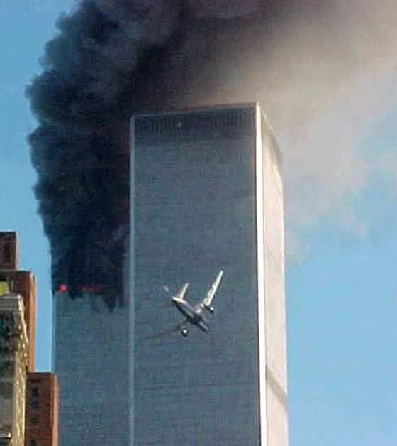 لا تزال تحصد أرواح.. لحظات الرعب دقيقة بدقيقة في هجمات 11 سبتمبر! صورة رقم 11 لا تزال تحصد أرواح.. لحظات الرعب دقيقة بدقيقة في هجمات 11 سبتمبر! صورة رقم 11