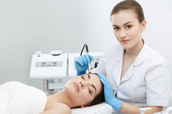 علاجات شائعة للوجه يمكن أن تضر البشرة صورة رقم 6