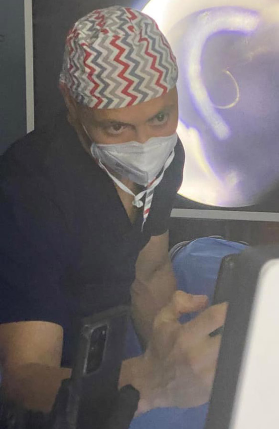 طبيب لبناني يهرع لولادة طفل بالدراجة الهوائية بعد نفاذ وقود سيارته! صور صورة رقم 5 طبيب لبناني يهرع لولادة طفل بالدراجة الهوائية بعد نفاذ وقود سيارته! صور صورة رقم 5