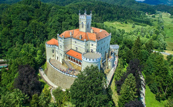 أجمل 10 قصور وقلاع في أوروبا.. لتجربة مستوحاة من القصص الخيالية صورة رقم 5