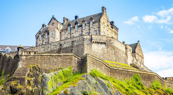 أجمل 10 قصور وقلاع في أوروبا.. لتجربة مستوحاة من القصص الخيالية صورة رقم 9