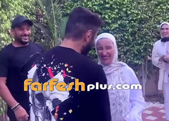 تامر حسني يحقق حلم فتاة كفيفة بالغناء معه: أوامر يا فندم! صورة رقم 6 تامر حسني يحقق حلم فتاة كفيفة بالغناء معه: أوامر يا فندم! صورة رقم 6