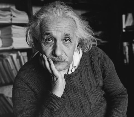 أثمن مخطوطة لأينشتاين لحسابات نظرية النسبية تُعرض للبيع بمزاد علني صورة رقم 7