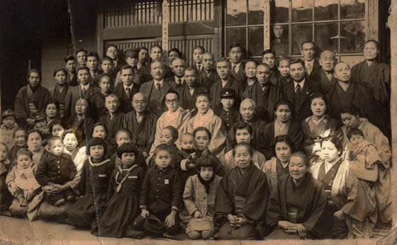 أكبر توأم بالعالم (107 أعوام) تدخلان موسوعة غينيس.. عاشتا قصة مؤثرة صورة رقم 3