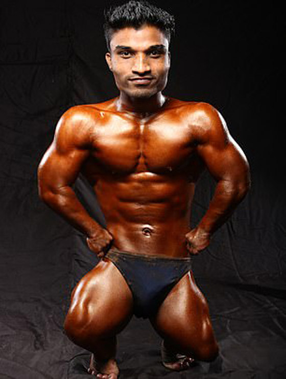 صور أبرز أرقام قياسية بموسوعة جينيس الجديدة: اكبر قدم، اطول اذن وأسرع شقلبة! صورة رقم 2