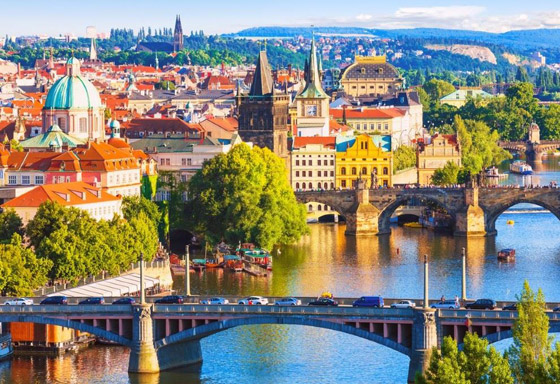 اختيار مدينة براغ السحرية كأجمل مدينة في العالم للعام 2021.. صور صورة رقم 1