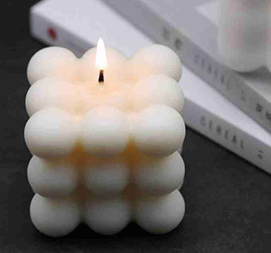 شاهد بالصور: أغرب أشكال الشموع صورة رقم 2