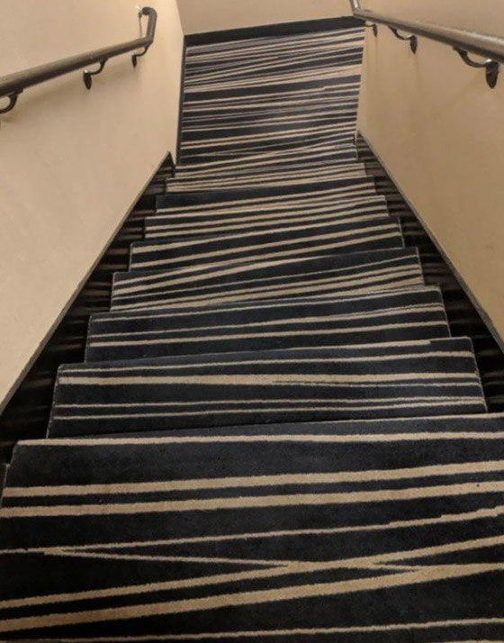 أغرب سلالم سوف تراها حول العالم صورة رقم 1