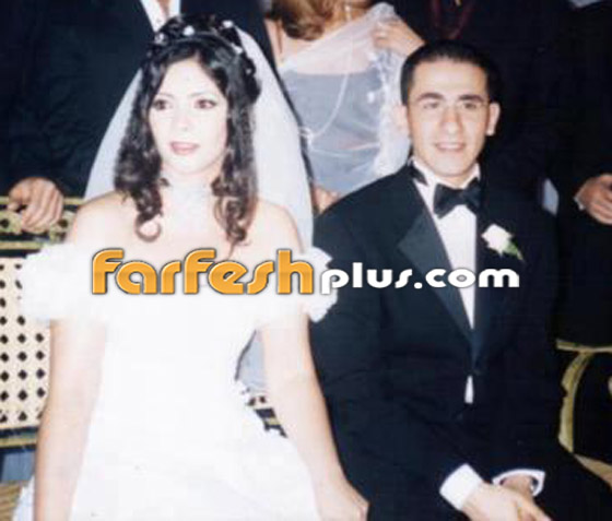 فيديو وصور زفاف منى زكي وأحمد حلمي قبل 20 عاما: عادل إمام يخطف العروس! صورة رقم 9 فيديو وصور زفاف منى زكي وأحمد حلمي قبل 20 عاما: عادل إمام يخطف العروس! صورة رقم 9