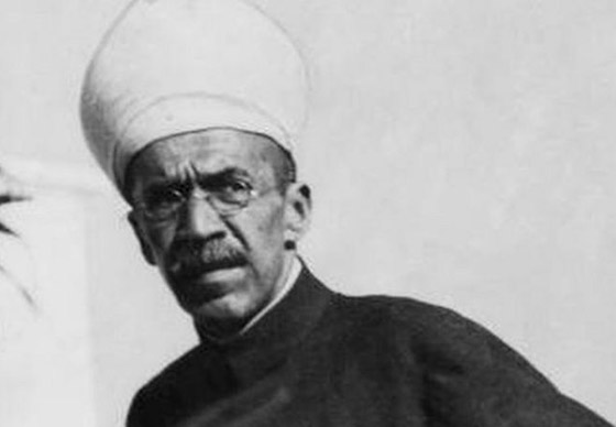 الرجل الذي كان يحيك جواربه ولا يغير عمامته رغم أنه كان الأغنى بالعالم صورة رقم 2