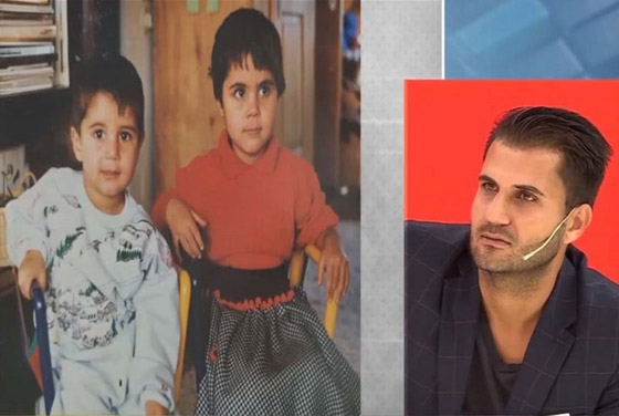 لقاء مؤثر بين أم وابنها بعد 33 عاما من الفراق بعدما تخلى عنه والده! فيديو صورة رقم 10 لقاء مؤثر بين أم وابنها بعد 33 عاما من الفراق بعدما تخلى عنه والده! فيديو صورة رقم 10