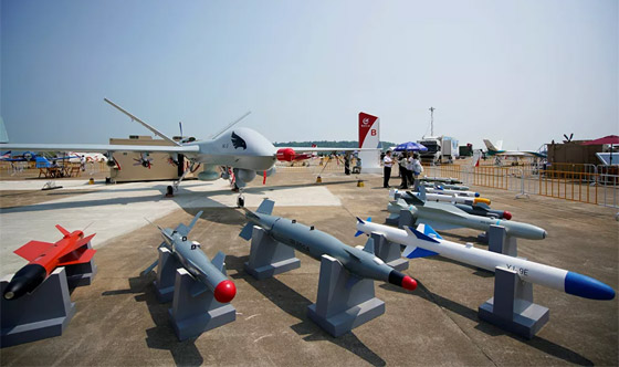 بالصور: افتتاح أكبر معرض جوي صيني في العالم صورة رقم 12
