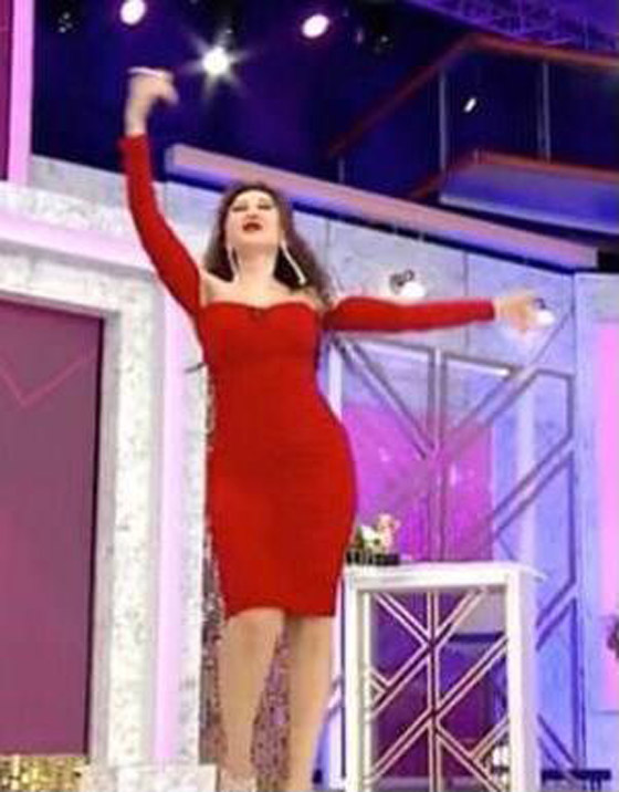 فيديو: التحقيق مع طبيبة قلب تركيه لانها  رقصت في برنامج على الهواء صورة رقم 7