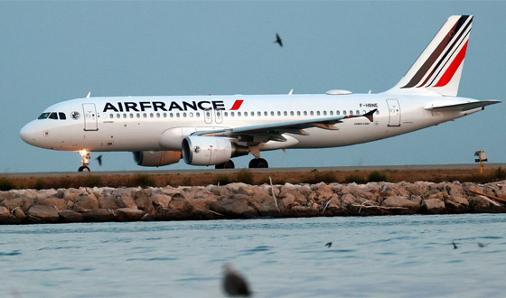 شركة عربية تتصدر.. تصنيف جديد لأفضل 10 شركات طيران في العالم صورة رقم 9