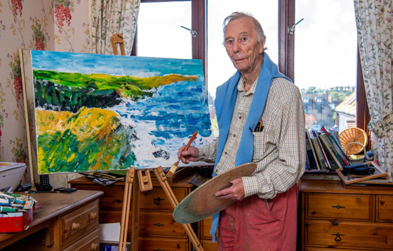 بداية جديدة لمحامي عجوز عاد للجامعة ليدرس الفنون وتخرج بعمر 96 عاما.. صور صورة رقم 1