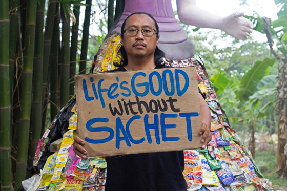 متحف من النفايات البلاستيكية يسلط الضوء على أزمة المحيطات.. صور صورة رقم 8