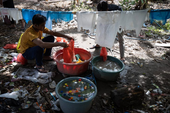 متحف من النفايات البلاستيكية يسلط الضوء على أزمة المحيطات.. صور صورة رقم 10