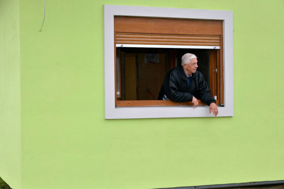 رجل يبني لزوجته منزلا دوارا في 6 سنوات والسبب غريب! صورة رقم 8