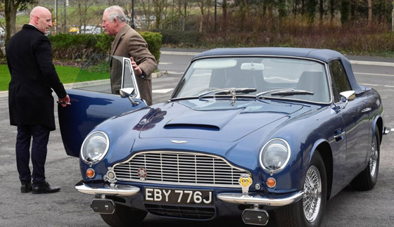 ولي العهد البريطاني يكشف أن سيارته القديمة تعمل بالنبيذ الأبيض والجبن! صورة رقم 9