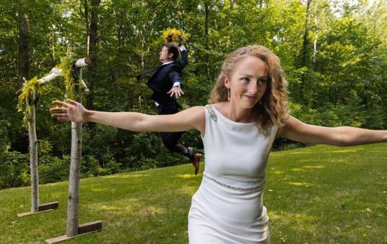 هؤلاء الأشخاص قرروا الخروج عن المألوف في حفل زفافهم: لقطات مبهجة صورة رقم 5