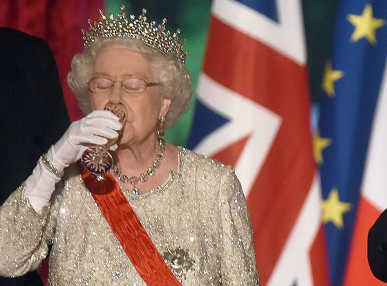 ستة أشياء لم تفعلها الملكة على الإطلاق.. صورة رقم 3