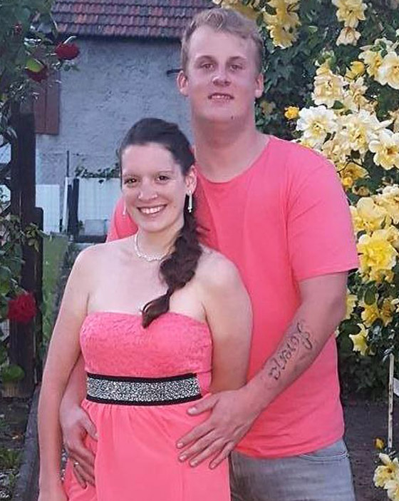 الغيرة تدفع رجلا ألمانيا لخنق زوجته للموت! لجأ لحيلة ذكية لتضليل الشرطة صورة رقم 1 الغيرة تدفع رجلا ألمانيا لخنق زوجته للموت! لجأ لحيلة ذكية لتضليل الشرطة صورة رقم 1