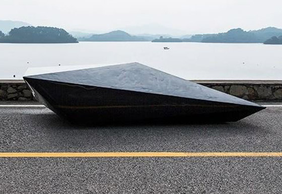 بالصور: سيارة الشبح الغريبة.. عندما تقود شيئا يذهل الجميع 