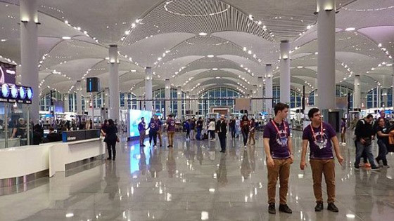 بينها مطارات عربية.. تعرفوا إلى أفضل مطارات العالم للعام 2021 صورة رقم 9