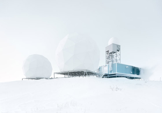 مصور يكشف عن شكل المباني بأقصى شمال الأرض.. كيف ظهرت؟ صورة رقم 2