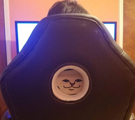 عندما تتناسق ملابسك مع الأشياء المتواجدة حولك ستكون النتيجة كوميدية صورة رقم 6