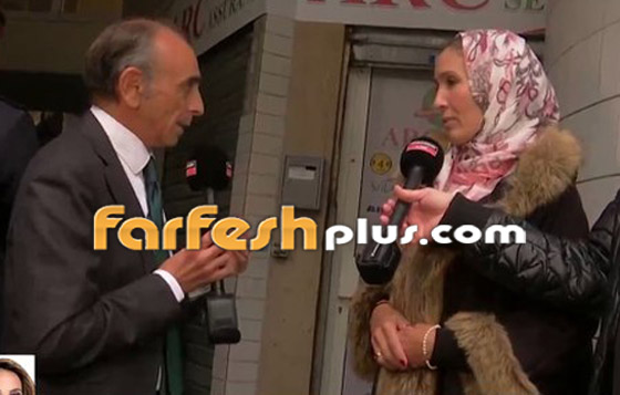 فيديو: كاتب فرنسي يعارض الإسلام يتحدى سيدة مغربية أن تخلع حجابها لتثبت أنها فيديو: كاتب فرنسي يعارض الإسلام يتحدى سيدة مغربية أن تخلع حجابها لتثبت أنها