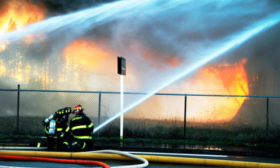 حطم قواعد الكيمياء ولولاه لما استمرت الحياة.. الماء أغرب المواد على الأرض صورة رقم 8