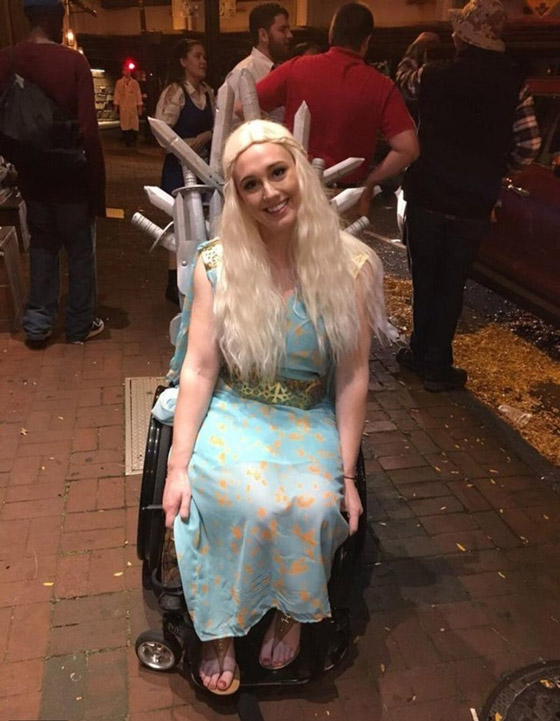 احتفالات الهالوين: صور ترصد أغرب وأطرف الأزياء حول العالم صورة رقم 15