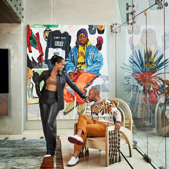 ثنائي شهير يحولان قصرهما إلى أرض الأحلام.. سيارات فيراري ومسبح لا متناهي صورة رقم 2 ثنائي شهير يحولان قصرهما إلى أرض الأحلام.. سيارات فيراري ومسبح لا متناهي صورة رقم 2