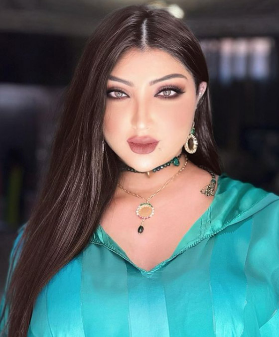فيديو وصور: دنيا بطمة تحتفل بذكرى المسيرة الخضراء مع اسرتها.. صورة رقم 4
