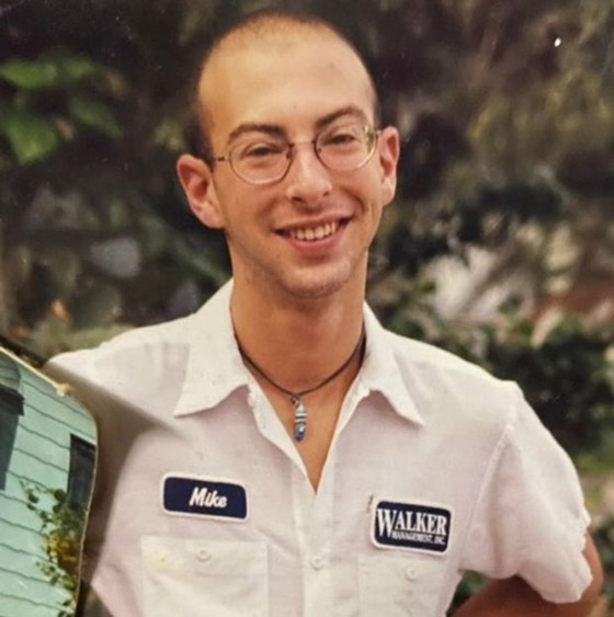 10 صور لأشخاص خادعة ستحتاج للنظر مرتين للتأكد من أعمارهم صورة رقم 6