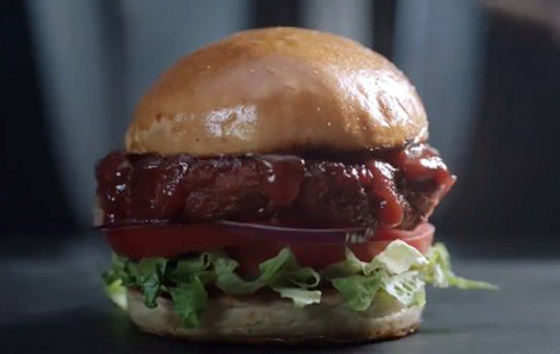هل تريد التذوق؟.. برغر جديد بطعم لحوم البشر في السويد! فيديو صورة رقم 5